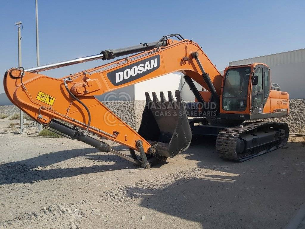 DOOSAN DX300 LCA – CRAWLER EXCAVATOR OPERATING WEIGHT 29.6 TON WITH 1.47 CBM BUCKET (HEAVY DUTY) SHOE 800MM TG MY2022 - Pelle sur chenille: photos 1 DOOSAN DX300 LCA – CRAWLER EXCAVATOR OPERATING WEIGHT 29.6 TON WITH 1.47 CBM BUCKET (HEAVY DUTY) SHOE 800MM TG MY2022 - Pelle sur chenille: photos 1