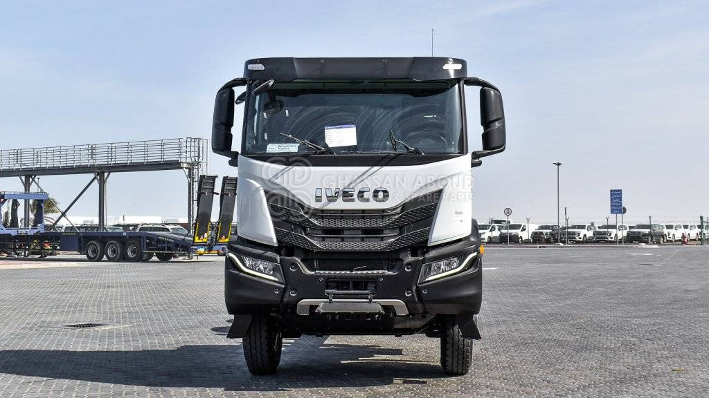 IVECO T-WAY Chassis 6×4 AT380T47H WHEELBASE 4500 MY24 - Châssis cabine: photos 2 IVECO T-WAY Chassis 6×4 AT380T47H WHEELBASE 4500 MY24 - Châssis cabine: photos 2