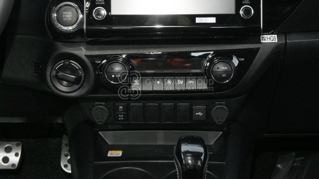 Pick-up TOYOTA HILUX DC 2.8L DIESEL 4X4 GR-S A/T MY24: photos 11