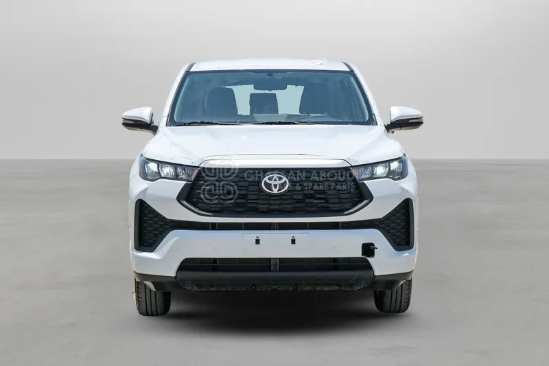 Toyota Innova - SUV: photos 2 Toyota Innova - SUV: photos 2