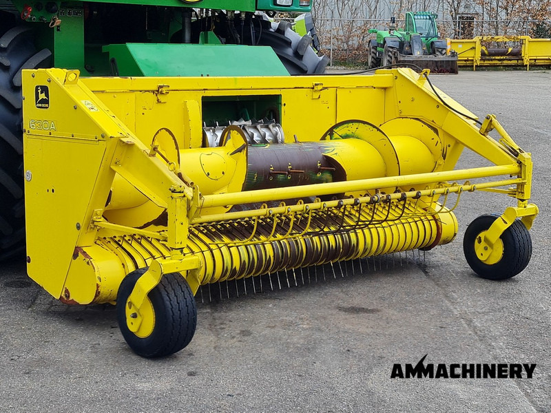 John Deere 630A pick-up - Cueilleur de maïs pour Machine agricole: photos 2 John Deere 630A pick-up - Cueilleur de maïs pour Machine agricole: photos 2