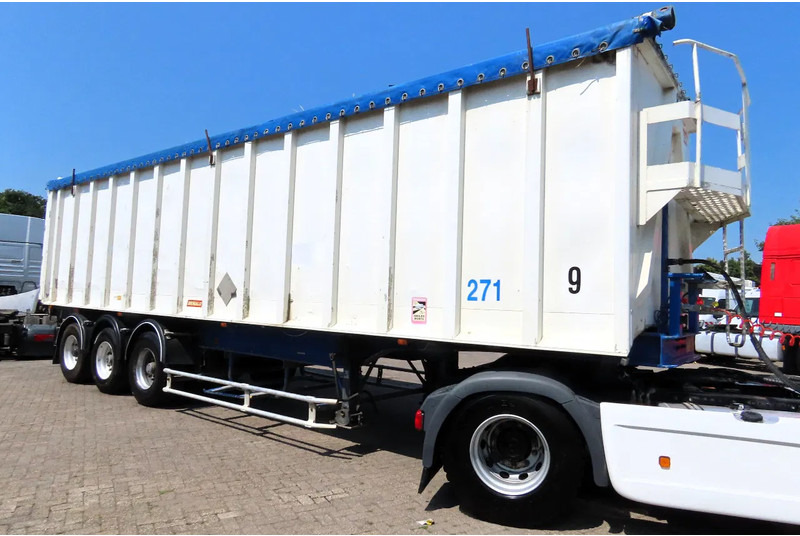Benalu 55m3 , 5840 kg grain transport - Semi-remorque benne: photos 1 Benalu 55m3 , 5840 kg grain transport - Semi-remorque benne: photos 1