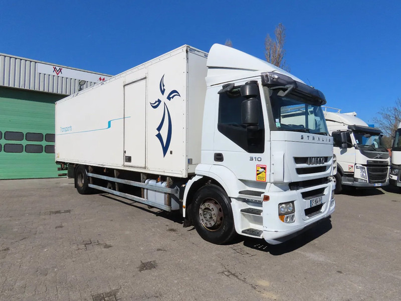 Iveco Stralis 310 8 meter box! Retarder, Great condition! - Camion fourgon: photos 2 Iveco Stralis 310 8 meter box! Retarder, Great condition! - Camion fourgon: photos 2