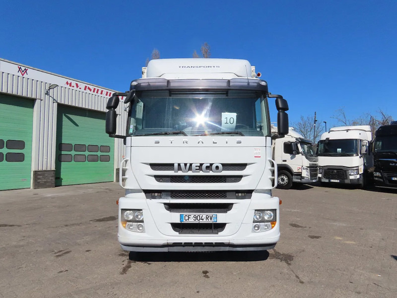 Iveco Stralis 310 8 meter box! Retarder, Great condition! - Camion fourgon: photos 3 Iveco Stralis 310 8 meter box! Retarder, Great condition! - Camion fourgon: photos 3