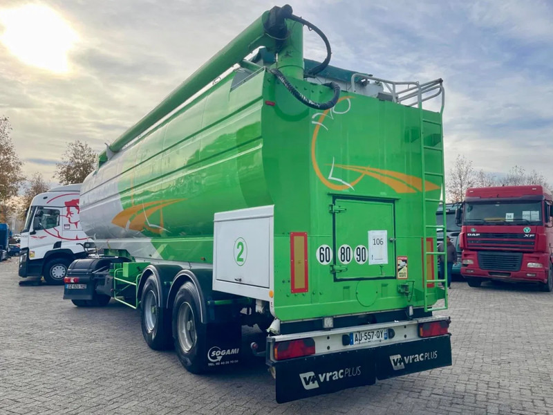 LEVEQUES TSCI, AUGER, HATZ diesel? 7 COMPARTMENTS. Great condition! - Semi-remorque citerne: photos 4 LEVEQUES TSCI, AUGER, HATZ diesel? 7 COMPARTMENTS. Great condition! - Semi-remorque citerne: photos 4