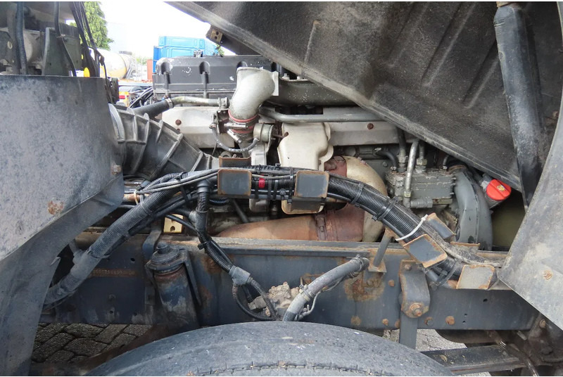 Tracteur routier DAF XF 530 type E4, Manual!!!: photos 18
