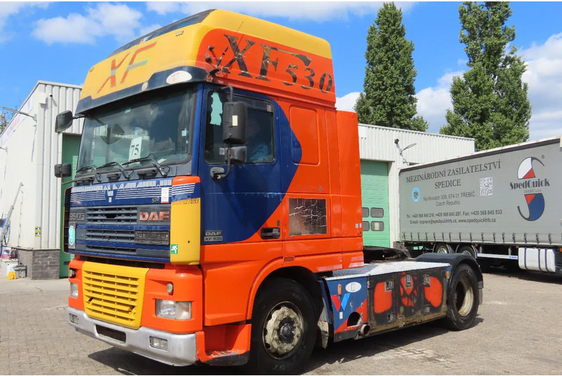 DAF XF 530 type E4, Manual!!! - Tracteur routier: photos 2 DAF XF 530 type E4, Manual!!! - Tracteur routier: photos 2