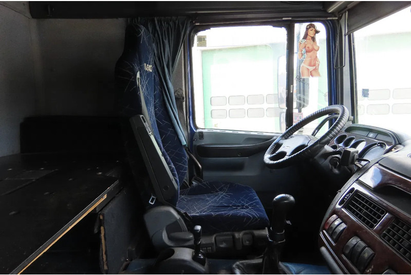 Tracteur routier DAF XF 530 type E4, Manual!!!: photos 12