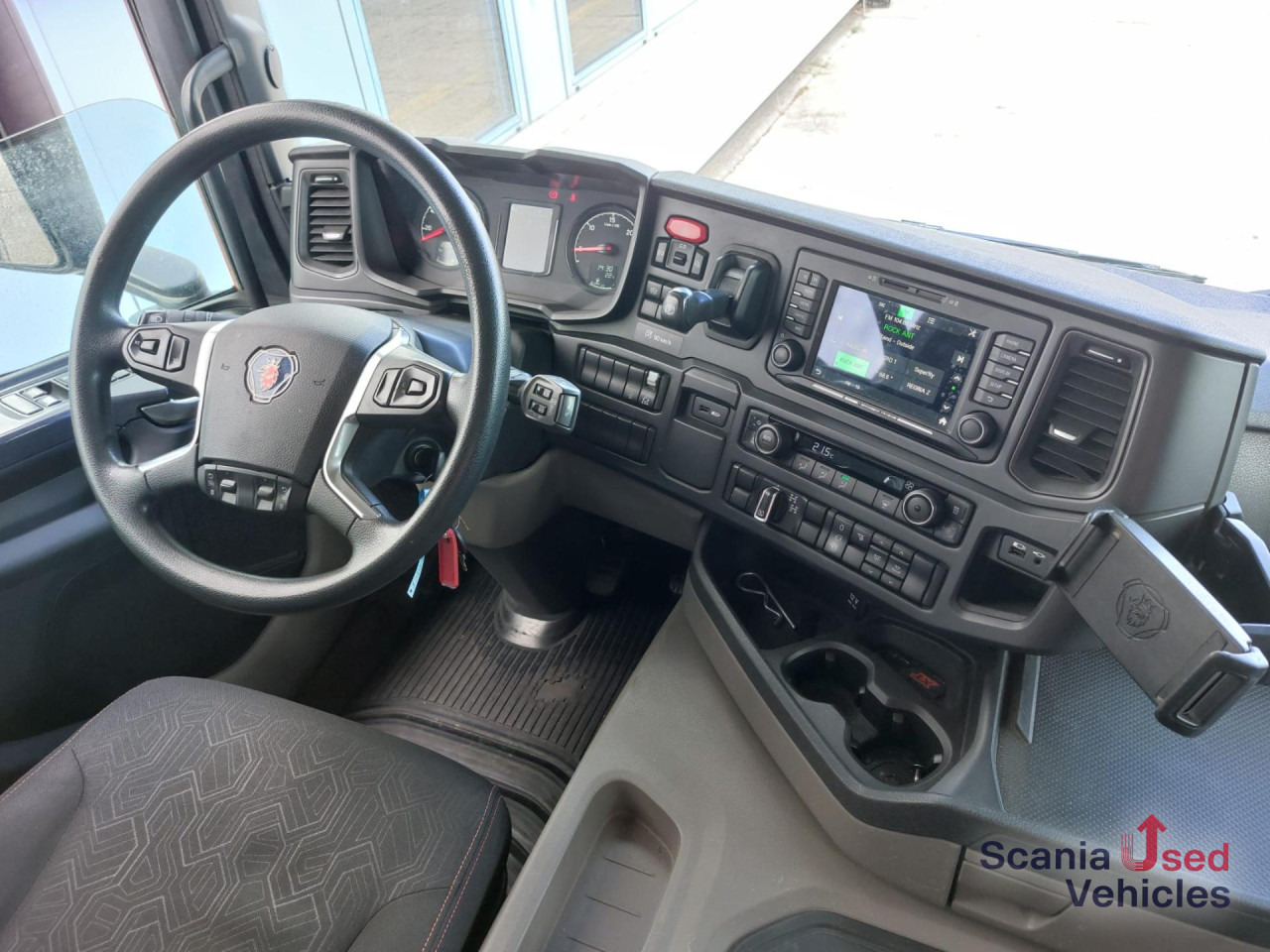 SCANIA G 410 B8x4HZ Dreiseitenkipper - Camion benne: photos 3 SCANIA G 410 B8x4HZ Dreiseitenkipper - Camion benne: photos 3