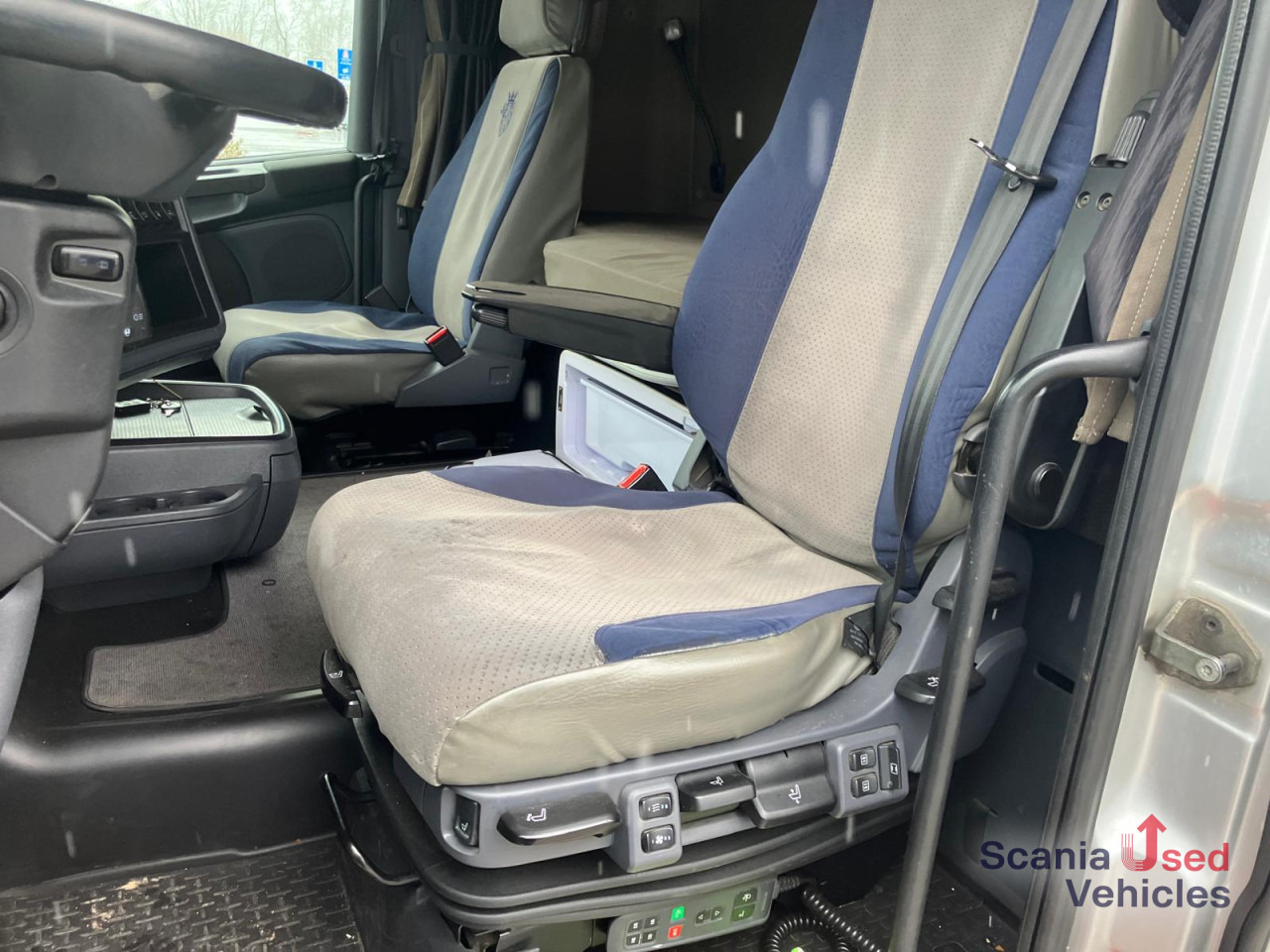 SCANIA R 410 LB6x2*4HNB BDF Komplettzug !! - Camion porte-conteneur/ Caisse mobile: photos 4 SCANIA R 410 LB6x2*4HNB BDF Komplettzug !! - Camion porte-conteneur/ Caisse mobile: photos 4