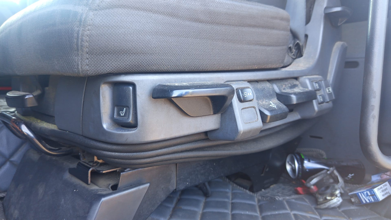 SCANIA STREAMLINE, NEXT GENERATION - Siège: photos 3 SCANIA STREAMLINE, NEXT GENERATION - Siège: photos 3