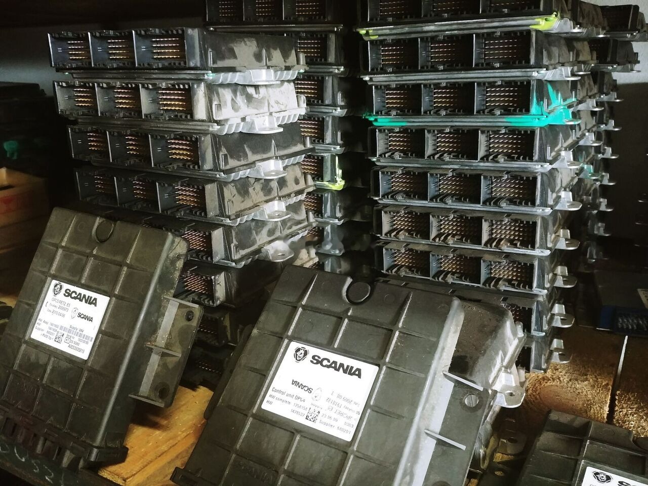 Scania ALL S EG - Bloc de gestion pour Camion: photos 2 Scania ALL S EG - Bloc de gestion pour Camion: photos 2