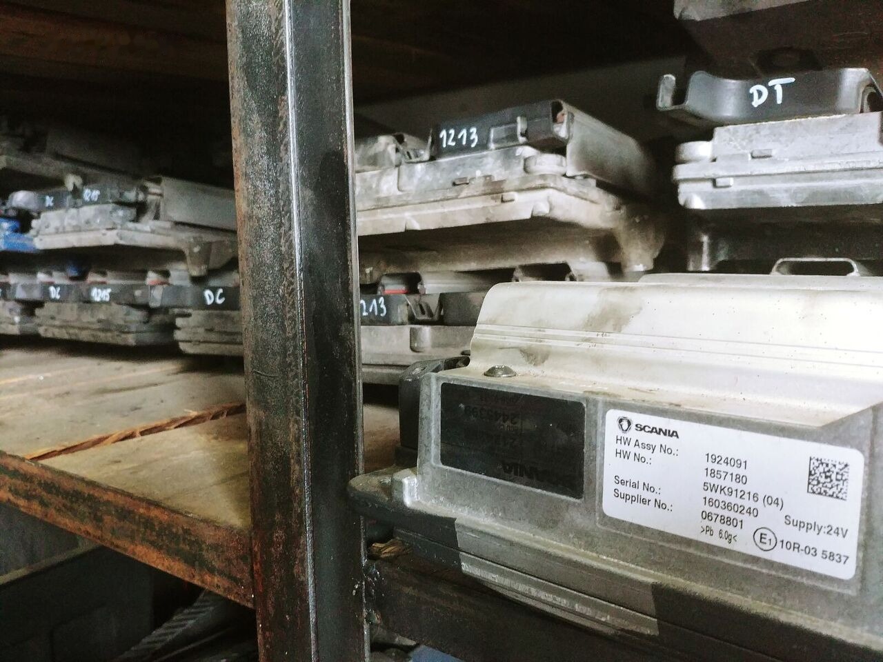 Scania ALL S EG - Bloc de gestion pour Camion: photos 3 Scania ALL S EG - Bloc de gestion pour Camion: photos 3