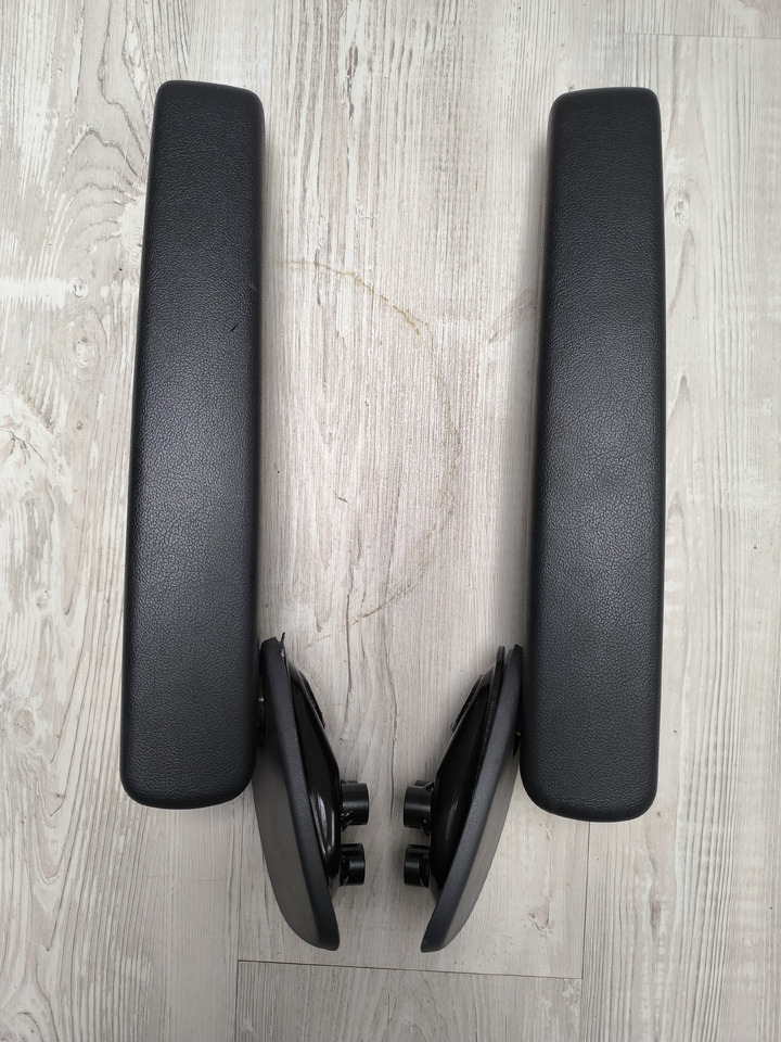 Scania NEXT GENERATION ARMRESTS Scania - Siège pour Camion: photos 1 Scania NEXT GENERATION ARMRESTS Scania - Siège pour Camion: photos 1