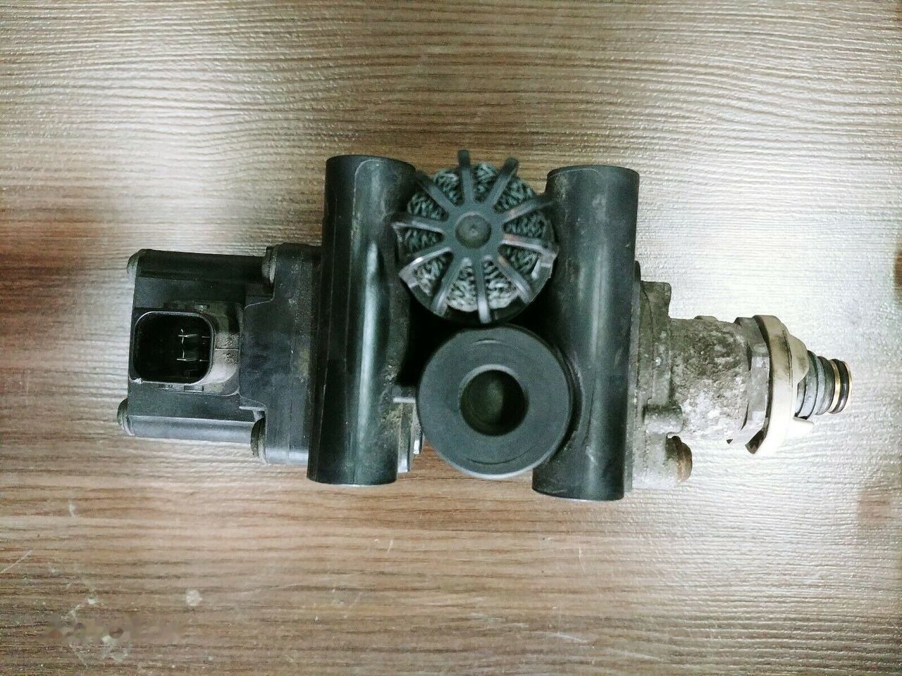 WABCO ECAS 1889795 Scania truck - Valve de frein pour Camion: photos 2 WABCO ECAS 1889795 Scania truck - Valve de frein pour Camion: photos 2