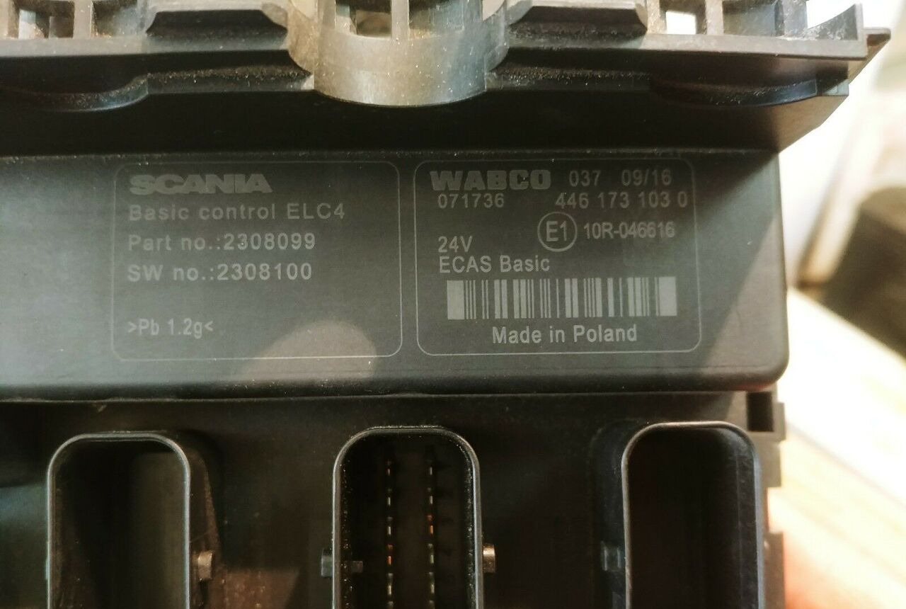 WABCO ELC4 ECAS BASIC Scania - Bloc de gestion pour Camion: photos 4 WABCO ELC4 ECAS BASIC Scania - Bloc de gestion pour Camion: photos 4