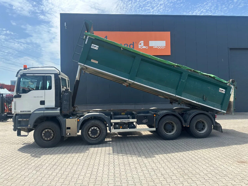 MAN TGS 35.440 AJK HARDOX KIPPER (16.5m3), 8x4, MANUAL, EURO-5, TWIN-STEER, BIG AXLES - Camion benne: photos 3 MAN TGS 35.440 AJK HARDOX KIPPER (16.5m3), 8x4, MANUAL, EURO-5, TWIN-STEER, BIG AXLES - Camion benne: photos 3
