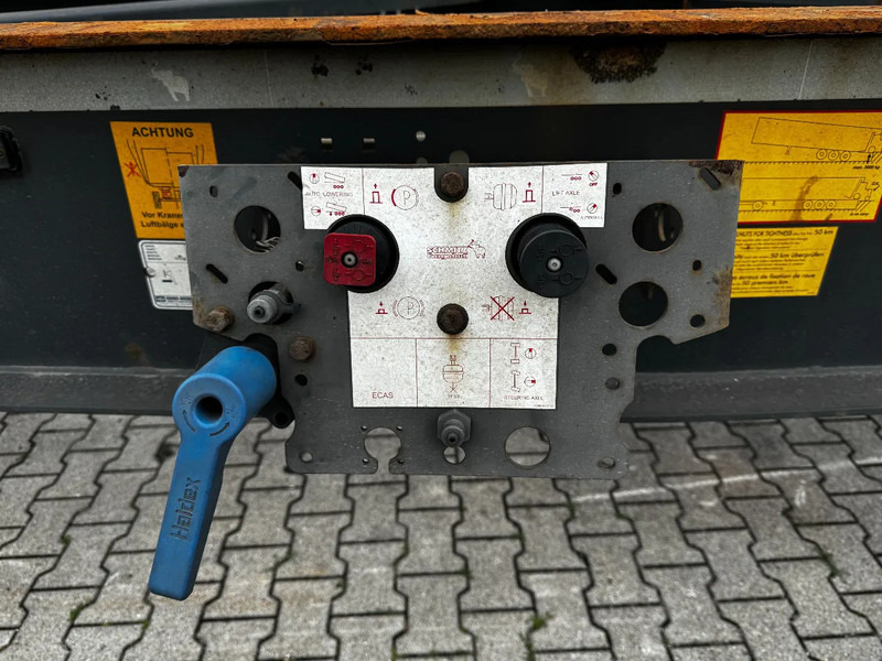 Semi-remorque porte-conteneur/ Caisse mobile Schmitz Cargobull 45FT HC, Leergewicht: 4.240kg, BPW+Trommel, NL-Chassis: photos 20 Semi-remorque porte-conteneur/ Caisse mobile Schmitz Cargobull 45FT HC, Leergewicht: 4.240kg, BPW+Trommel, NL-Chassis: photos 20