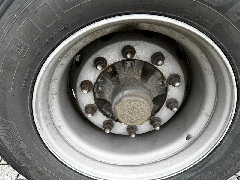 Semi-remorque porte-conteneur/ Caisse mobile Schmitz Cargobull 45FT HC, Leergewicht: 4.240kg, BPW+Trommel, NL-Chassis: photos 19 Semi-remorque porte-conteneur/ Caisse mobile Schmitz Cargobull 45FT HC, Leergewicht: 4.240kg, BPW+Trommel, NL-Chassis: photos 19