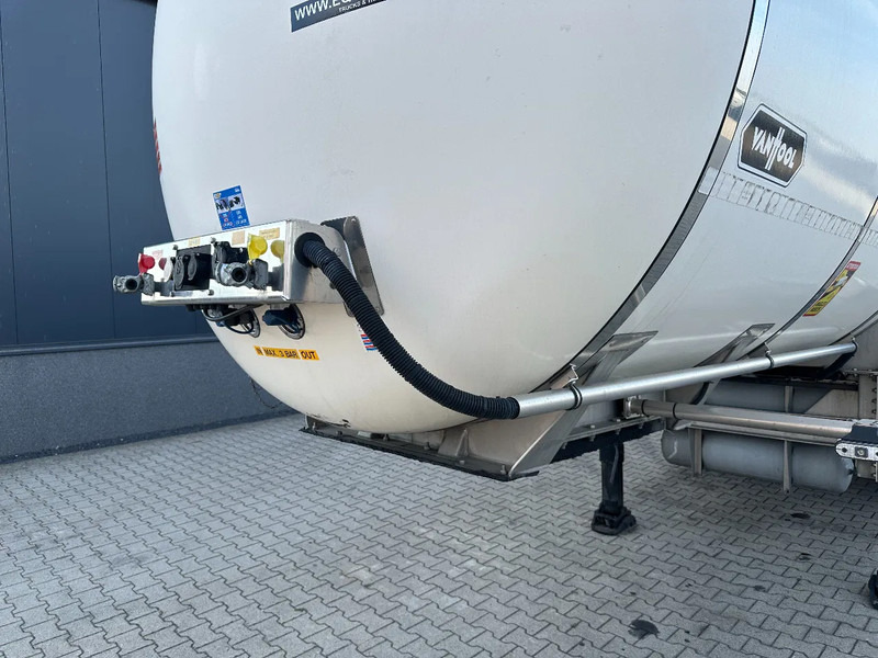 Semi-remorque citerne pour transport de la nourriture Van Hool LEBENSMITTEL / RVS Rahmen / Leergewicht: 5.860kg / 29.500L / 1-Kammer+ 1 Schwallwand / Scheibebremse / NL / APK: photos 13