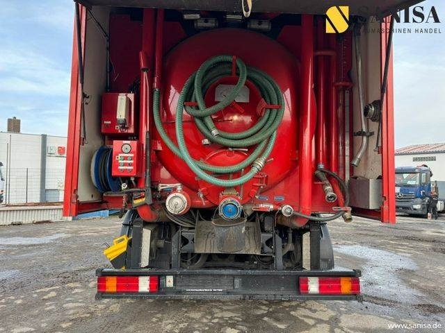 Mercedes-Benz 1424 Ölspurenbeseitigung und Straßenreiniger - Camion hydrocureur: photos 5 Mercedes-Benz 1424 Ölspurenbeseitigung und Straßenreiniger - Camion hydrocureur: photos 5