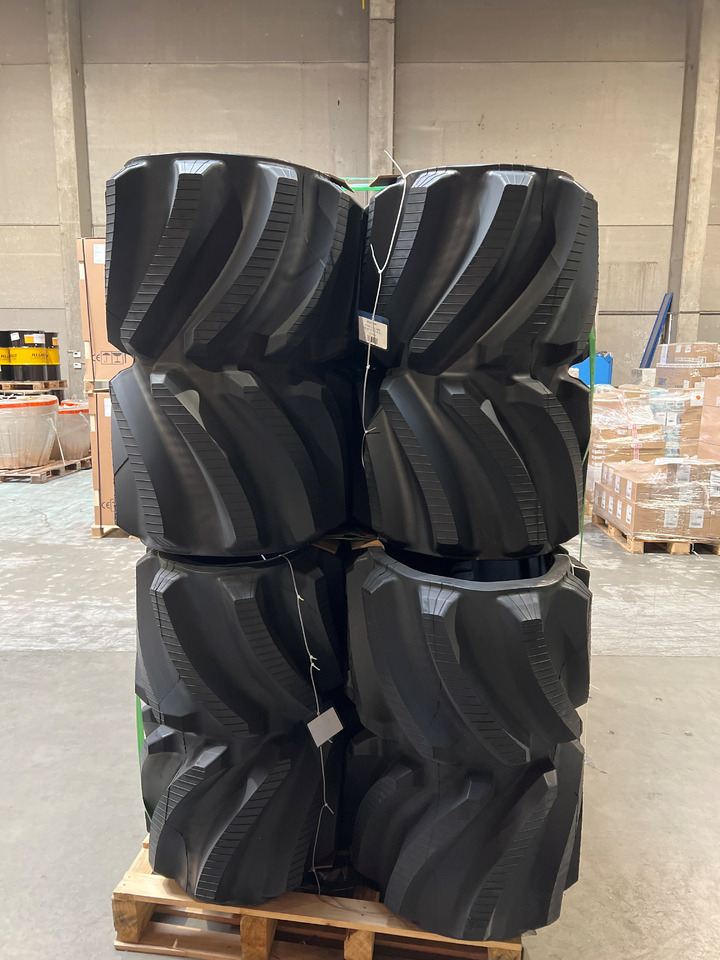 Rubber track for CNH and NH Combine 24" and 28.5" - Chenille pour Moissonneuse-batteuse: photos 2 Rubber track for CNH and NH Combine 24" and 28.5" - Chenille pour Moissonneuse-batteuse: photos 2