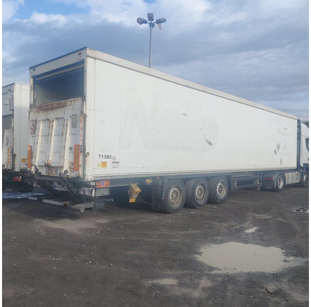 Schmitz Cargobull SKI 24 - Semi-remorque fourgon: photos 1 Schmitz Cargobull SKI 24 - Semi-remorque fourgon: photos 1