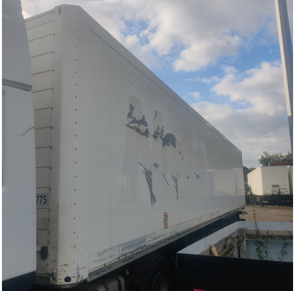 Schmitz Cargobull SKI 24 - Semi-remorque fourgon: photos 3 Schmitz Cargobull SKI 24 - Semi-remorque fourgon: photos 3