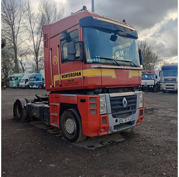 Renault magnum 460 - Tracteur routier: photos 3 Renault magnum 460 - Tracteur routier: photos 3