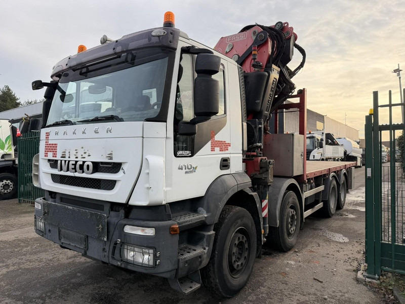 Iveco TRAKKER 410 8x4 + 32m! CRANE FASSI F800 6x + FLY-JIB 6x + WINCH - MANUAL ZF - CURSOR 13 - *183.000km* - BIG AXLES / HUB REDUCTION - BE TRUCK - Camion grue: photos 4 Iveco TRAKKER 410 8x4 + 32m! CRANE FASSI F800 6x + FLY-JIB 6x + WINCH - MANUAL ZF - CURSOR 13 - *183.000km* - BIG AXLES / HUB REDUCTION - BE TRUCK - Camion grue: photos 4