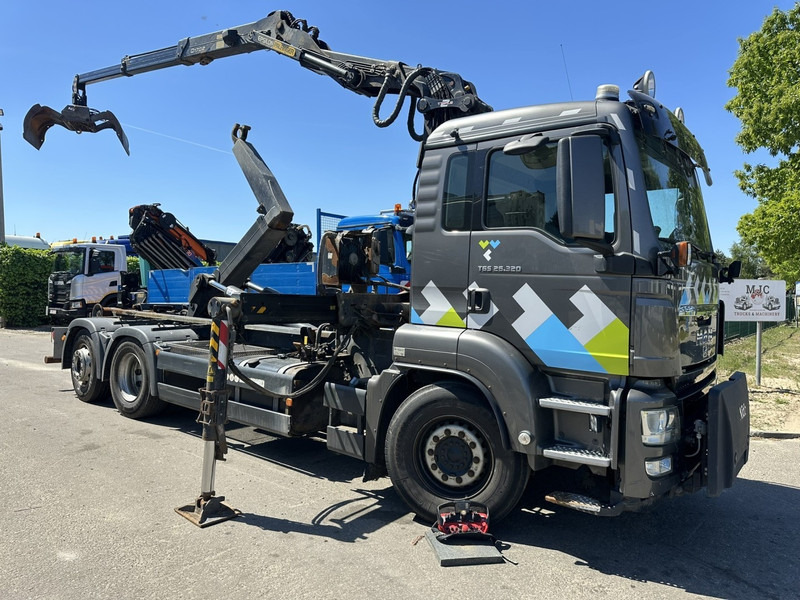 Camion ampliroll, Camion grue MAN TGS 26.320 6X2-4 BL EEV + CRANE EPSILON Q170Z95TR + GRABBER - LIFT/STEERING AXLE - *266.000km* - NL TRUCK: photos 1
