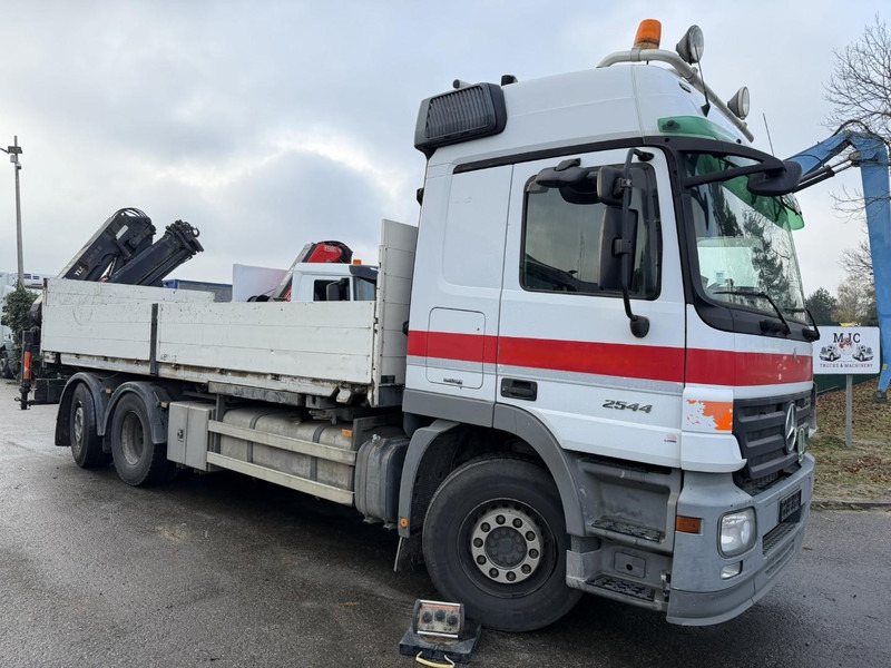 Mercedes-Benz ACTROS 2544 6x2 MP2 + CRANE ATLAS 165.2E (3x HYDR) - RADIO - *FULL AIR* - LIFT + STEERING AXLE - *299.000km* - PLATFORM 6m50 - Camion grue: photos 2 Mercedes-Benz ACTROS 2544 6x2 MP2 + CRANE ATLAS 165.2E (3x HYDR) - RADIO - *FULL AIR* - LIFT + STEERING AXLE - *299.000km* - PLATFORM 6m50 - Camion grue: photos 2