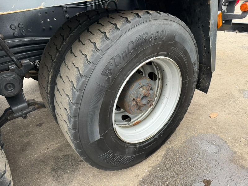 Camion ampliroll, Camion grue Scania P400 6x4 HOOKLIFT + CRANE PALFINGER PK9001 EH - RETARDER - 5/6F + ROTATOR + RADIO - WB 3m90 - EURO 5 - HUB REDUCTION / SPRING - BE TRUCK: photos 19 Camion ampliroll, Camion grue Scania P400 6x4 HOOKLIFT + CRANE PALFINGER PK9001 EH - RETARDER - 5/6F + ROTATOR + RADIO - WB 3m90 - EURO 5 - HUB REDUCTION / SPRING - BE TRUCK: photos 19