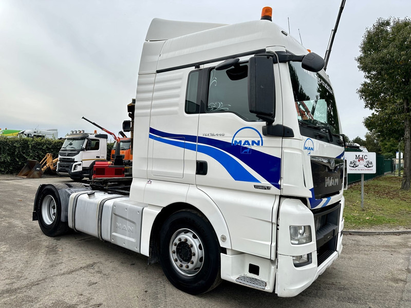 MAN TGX 18.440 RETARDER - PTO HYDR - FRIGO - SPOILERS - EURO 6 - CAMERA - AUTO - BE TRUCK - Tracteur routier: photos 1 MAN TGX 18.440 RETARDER - PTO HYDR - FRIGO - SPOILERS - EURO 6 - CAMERA - AUTO - BE TRUCK - Tracteur routier: photos 1