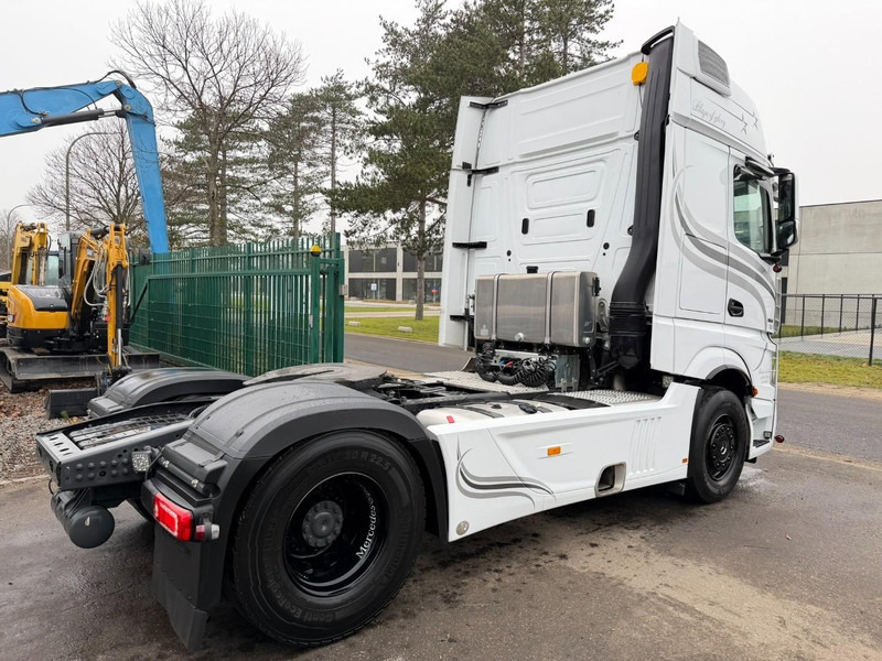 Mercedes-Benz ACTROS 1951L GIGASPACE - DOUBLE PTO - WALKING FLOOR / TIPPER - *146.000km* - LIKE NEW !!! - FULL SPOILERS + SIDESKIRTS - BE TRUCK - Tracteur routier: photos 4 Mercedes-Benz ACTROS 1951L GIGASPACE - DOUBLE PTO - WALKING FLOOR / TIPPER - *146.000km* - LIKE NEW !!! - FULL SPOILERS + SIDESKIRTS - BE TRUCK - Tracteur routier: photos 4