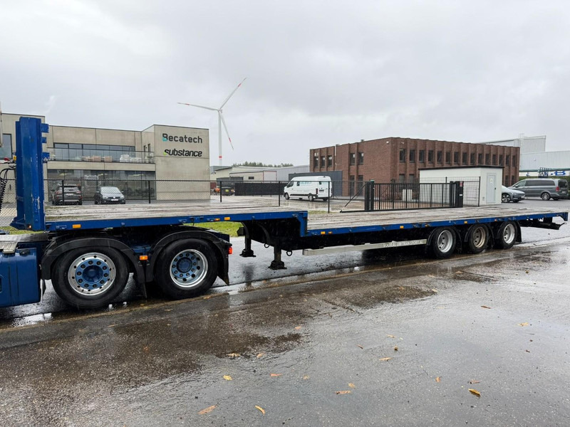 Van Hool 3-AXLES SEMI LOW LOADER - 12 TIRES - SAF - 245/70R19.5 - AIR SUSPENSION - BELGIAN PAPERS - Semi-remorque surbaissé: photos 1 Van Hool 3-AXLES SEMI LOW LOADER - 12 TIRES - SAF - 245/70R19.5 - AIR SUSPENSION - BELGIAN PAPERS - Semi-remorque surbaissé: photos 1