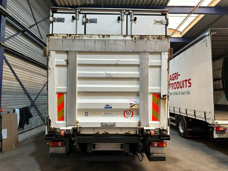 Volvo FL 240 - 16T FRIGO CARRIER SUPRA 750 Mt - BI-TEMPERATURE - EURO 5 - A/C - BELGIAN TRUCK - Camion frigorifique: photos 5 Volvo FL 240 - 16T FRIGO CARRIER SUPRA 750 Mt - BI-TEMPERATURE - EURO 5 - A/C - BELGIAN TRUCK - Camion frigorifique: photos 5