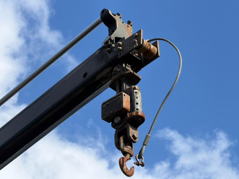 Camion ampliroll, Camion grue Volvo FM 420 8x2 HOOKLIFT + CRANE PALFINGER PK19.001 SLD B - *294.000km* - EURO 6 - LIFT + STEERING AXLE - I SHIFT - BE TRUCK: photos 6 Camion ampliroll, Camion grue Volvo FM 420 8x2 HOOKLIFT + CRANE PALFINGER PK19.001 SLD B - *294.000km* - EURO 6 - LIFT + STEERING AXLE - I SHIFT - BE TRUCK: photos 6