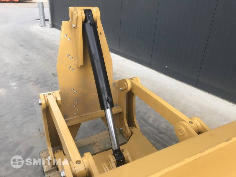 Cat 140K - Lame pour Engins de chantier: photos 5 Cat 140K - Lame pour Engins de chantier: photos 5