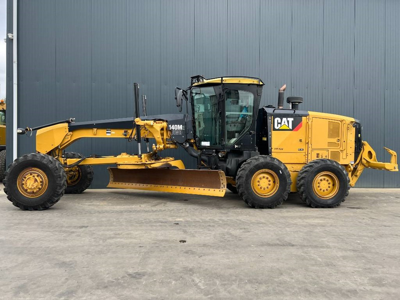 Cat 140M2 AWD - Niveleuse: photos 3 Cat 140M2 AWD - Niveleuse: photos 3