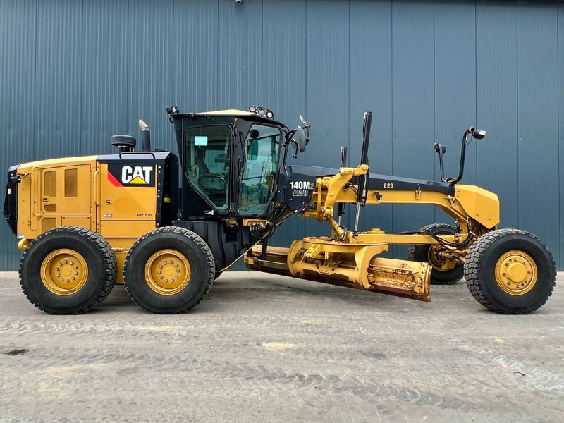 Niveleuse Cat 140M2 AWD: photos 16