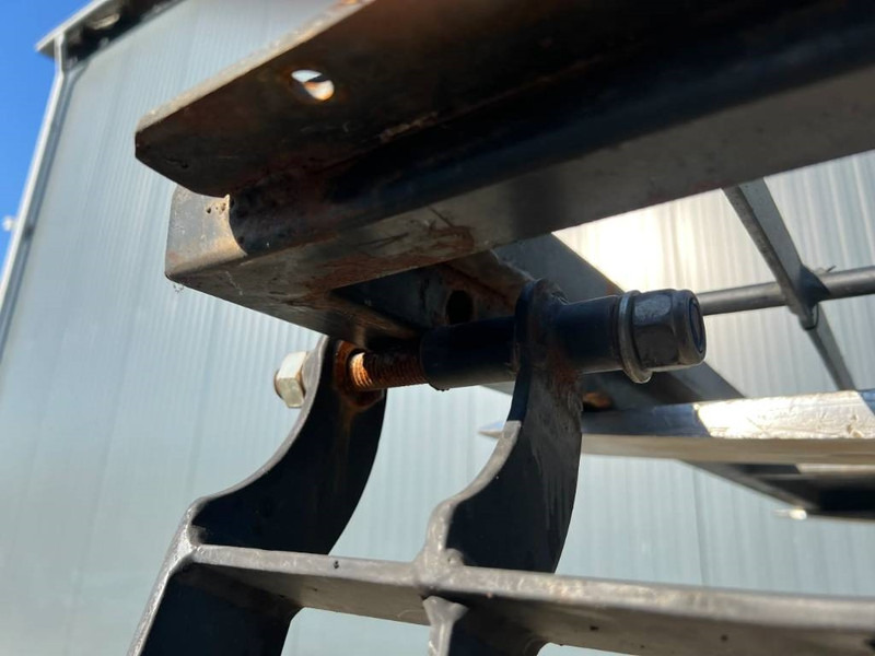 Cat 313D / M315D / 320D / 325D / 330D / 345C / 365C / - Cabine et intérieur pour Engins de chantier: photos 4 Cat 313D / M315D / 320D / 325D / 330D / 345C / 365C / - Cabine et intérieur pour Engins de chantier: photos 4