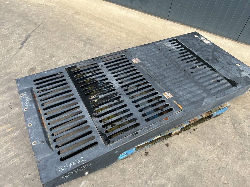 Cat 313E / M315F / 320F / 323E / 325F / 329E/ 330F / - Cabine et intérieur pour Engins de chantier: photos 4 Cat 313E / M315F / 320F / 323E / 325F / 329E/ 330F / - Cabine et intérieur pour Engins de chantier: photos 4