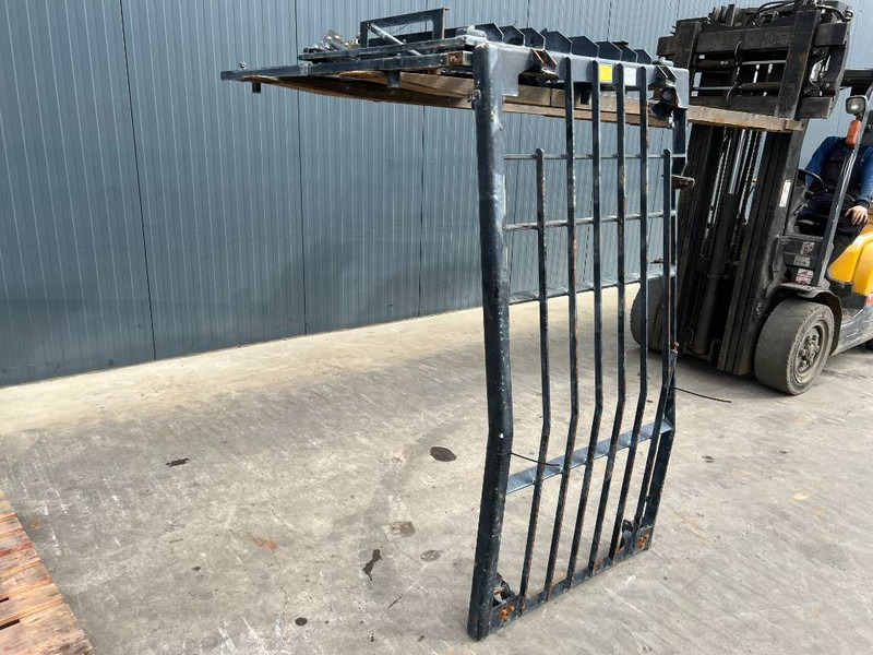 Cat 313E / M315F / 320F / 323E / 325F / 329E / 330F / - Cabine et intérieur pour Engins de chantier: photos 2 Cat 313E / M315F / 320F / 323E / 325F / 329E / 330F / - Cabine et intérieur pour Engins de chantier: photos 2