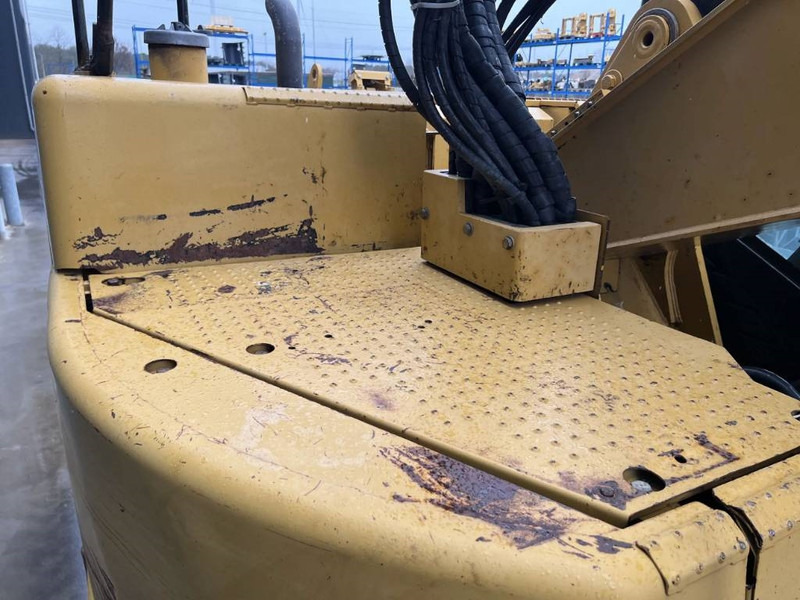 Pelle sur chenille Cat 321D LCR: photos 14