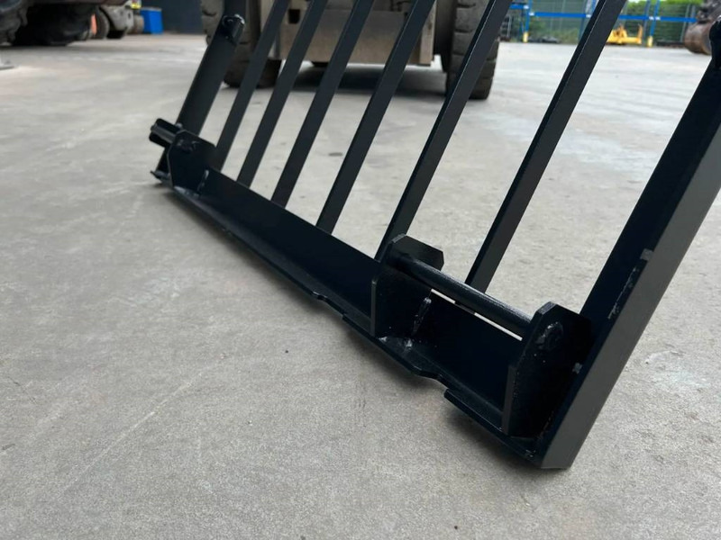 Cat 349D Guard - Cabine et intérieur pour Engins de chantier: photos 5 Cat 349D Guard - Cabine et intérieur pour Engins de chantier: photos 5