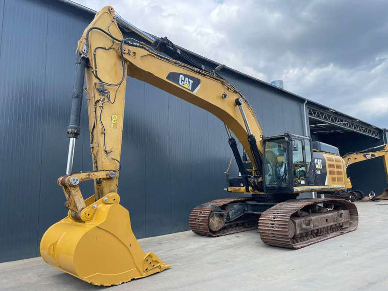 Pelle sur chenille Cat 349E L: photos 1