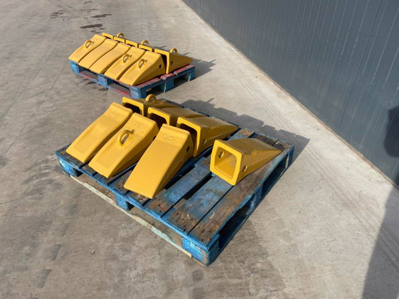 Cat 365 / 374 / 385 / 390 Tips - Godet pour Engins de chantier: photos 3 Cat 365 / 374 / 385 / 390 Tips - Godet pour Engins de chantier: photos 3