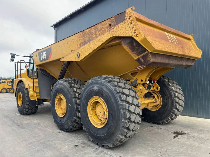 Tombereau articulé Cat 745 04A - New Tires: photos 9