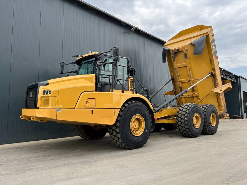 Cat 745 04A - New Tires - Tombereau articulé: photos 4 Cat 745 04A - New Tires - Tombereau articulé: photos 4